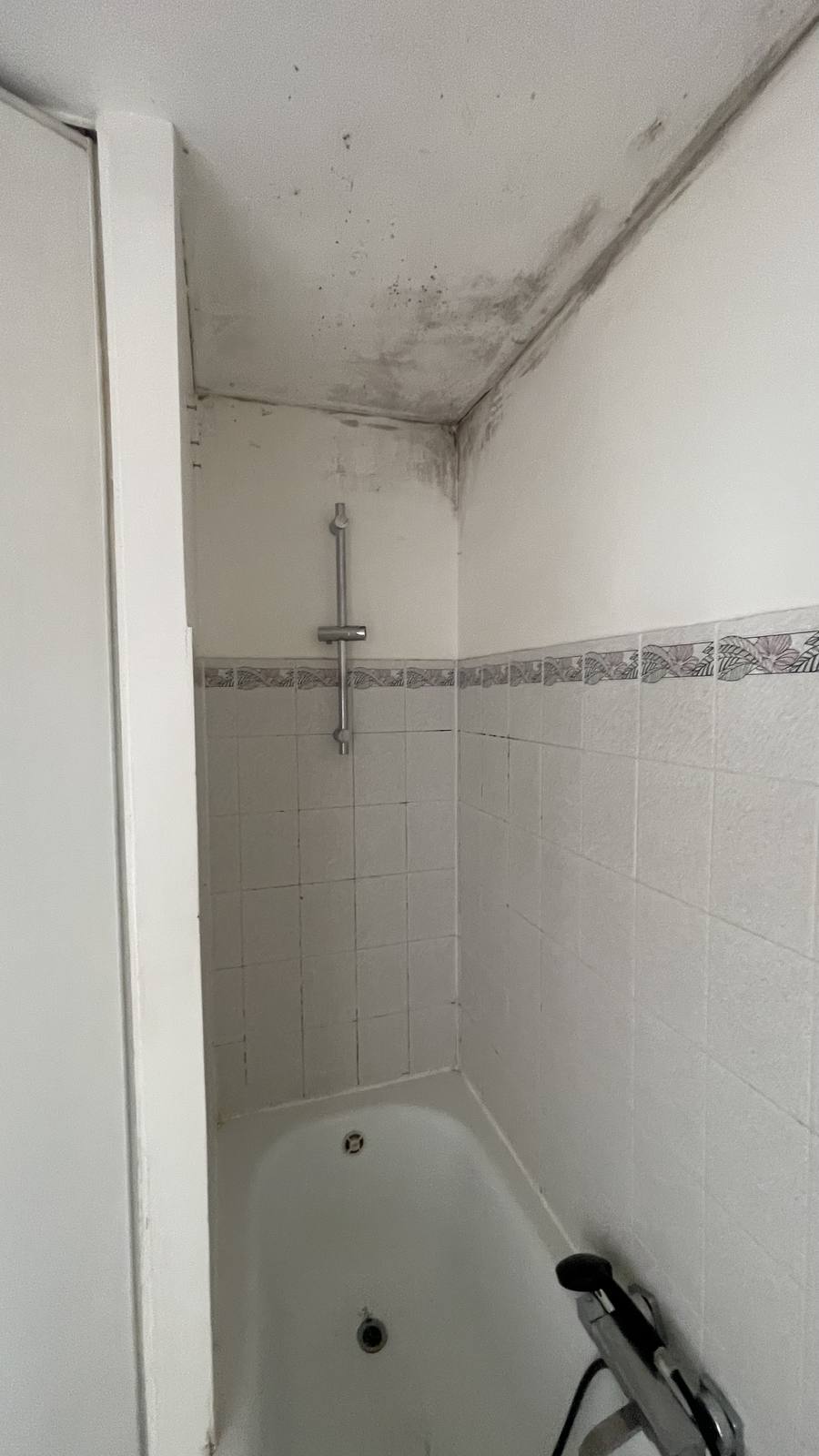 09-renovation-salle-bain-appartement-avant