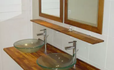 Rénovation d'une salle de bain avec double vasques image 2