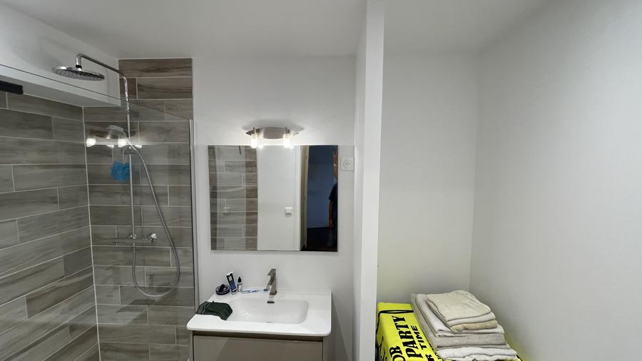 Rénovation de salle de bains à saint Ouen l'Aumône dans le Val-d'Oise image 4