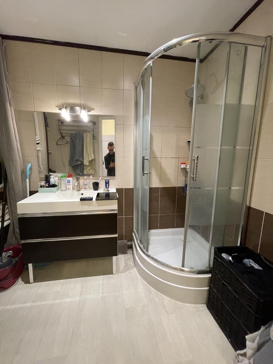 Rénovation de salle de bains à saint Ouen l'Aumône dans le Val-d'Oise image 7