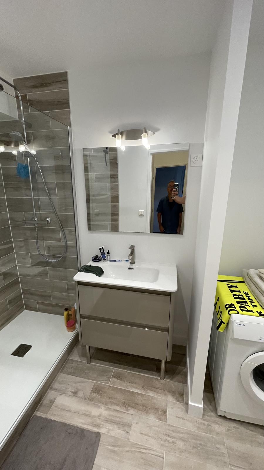 Rénovation de salle de bains à saint Ouen l'Aumône dans le Val-d'Oise image 3